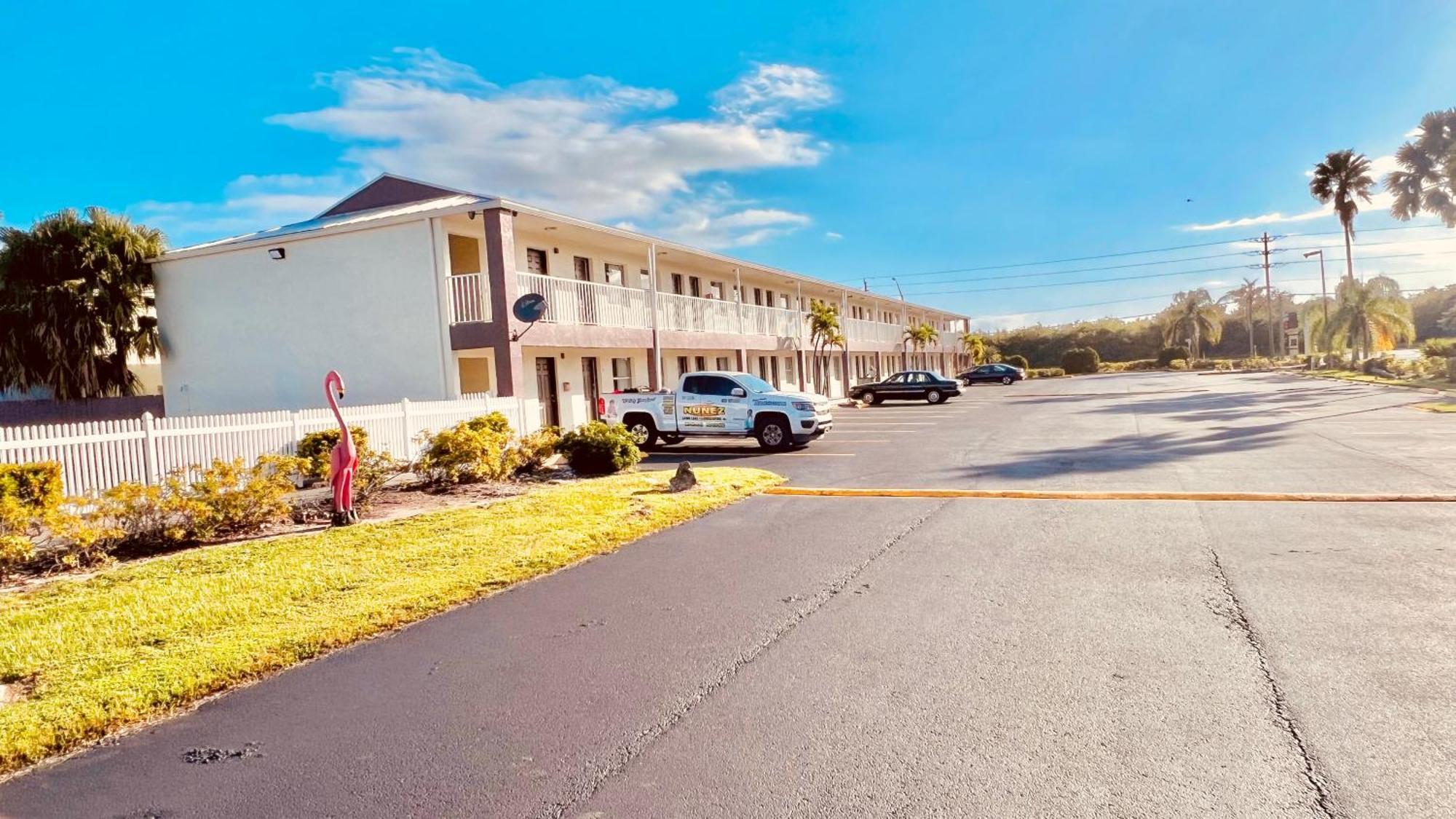Flamingo Motel 奥基乔比 外观 照片