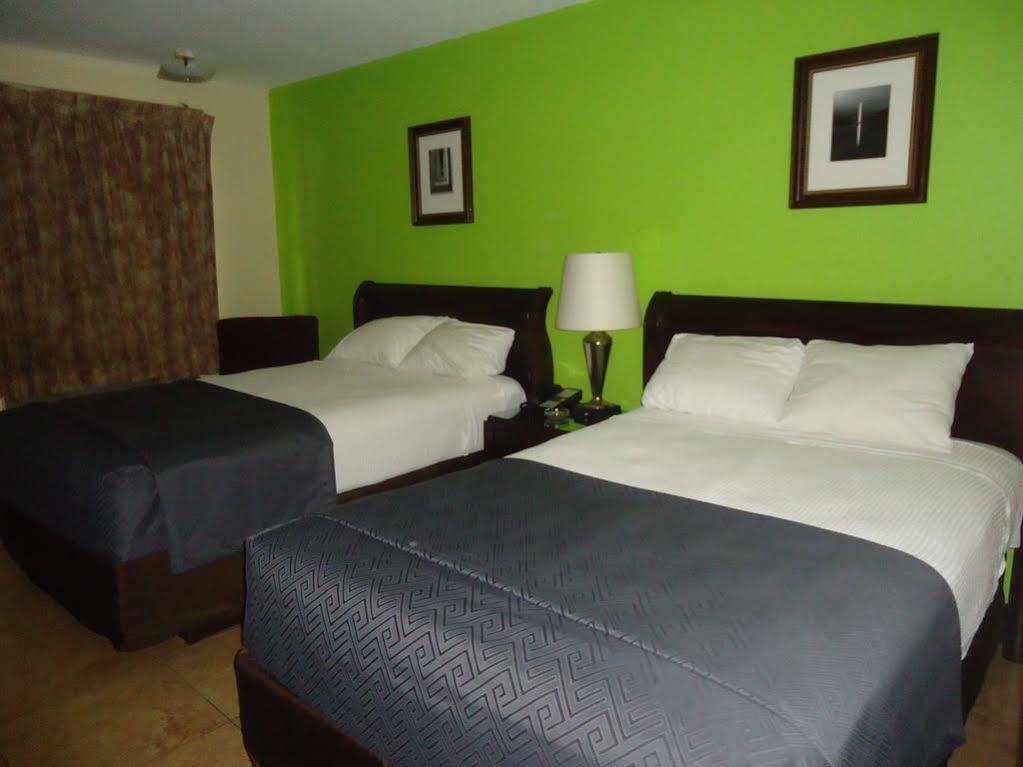 Flamingo Motel 奥基乔比 外观 照片